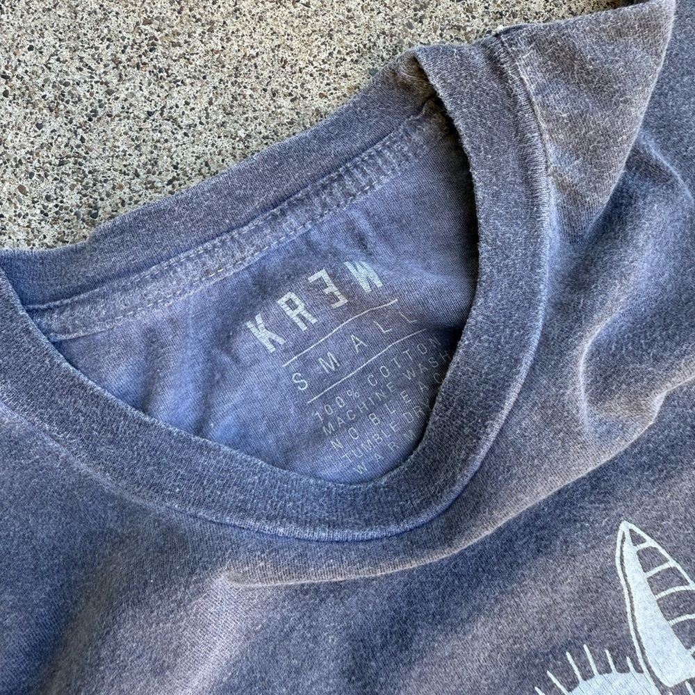 Halloween Bat Tee - Picture 4 of 4